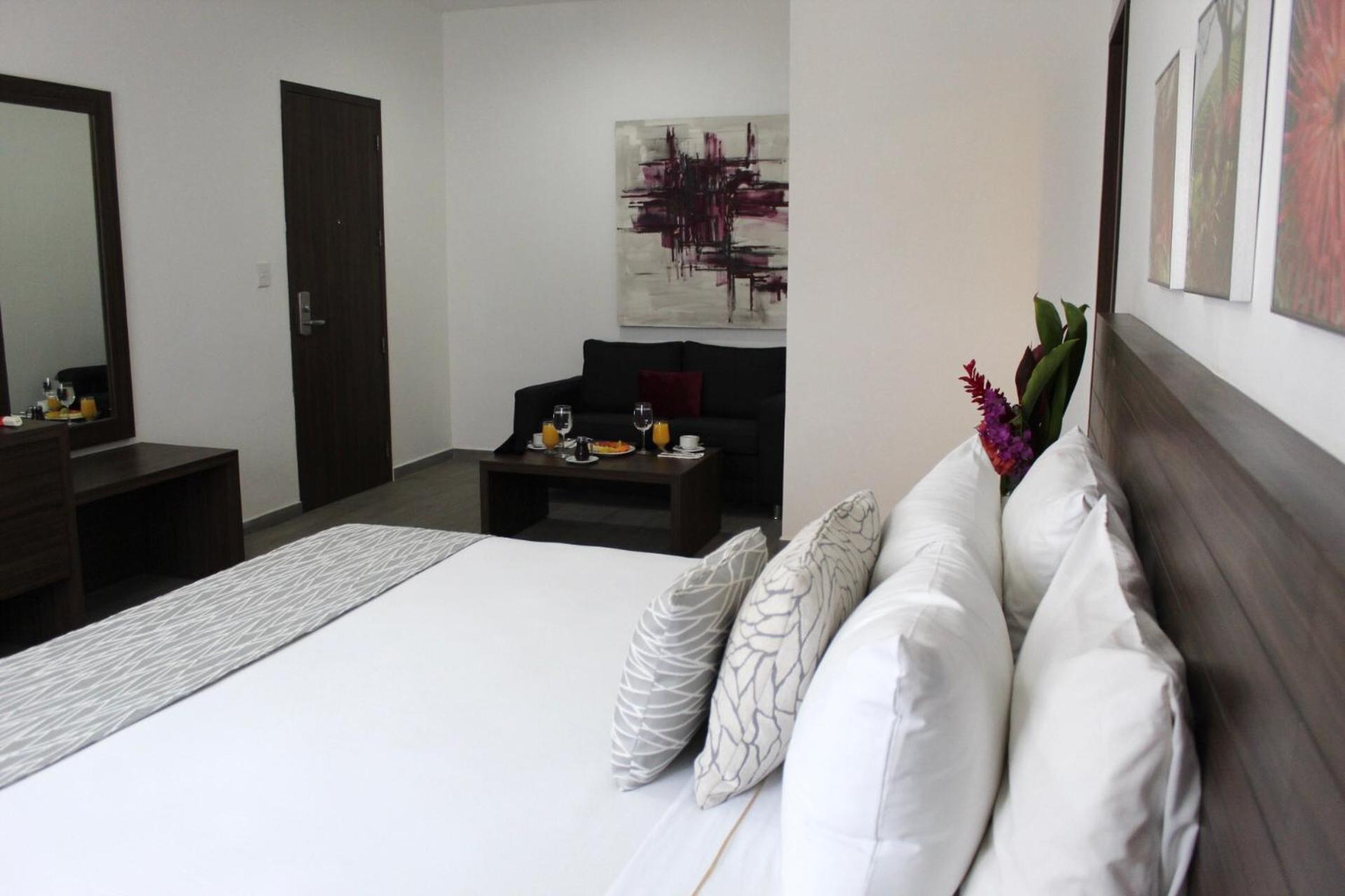Meson De La Luna Hotel & Spa เมริดา ภายนอก รูปภาพ